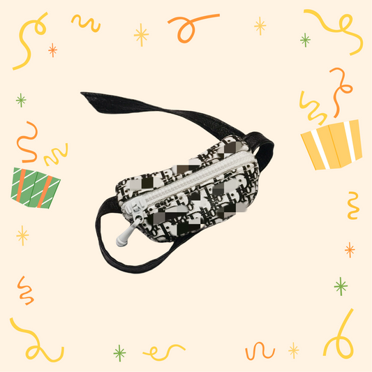 The crossbody bag of the LAbubu doll — Designer style