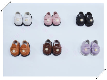 The loafers  shoes of the LAbubu doll —  Designer style
