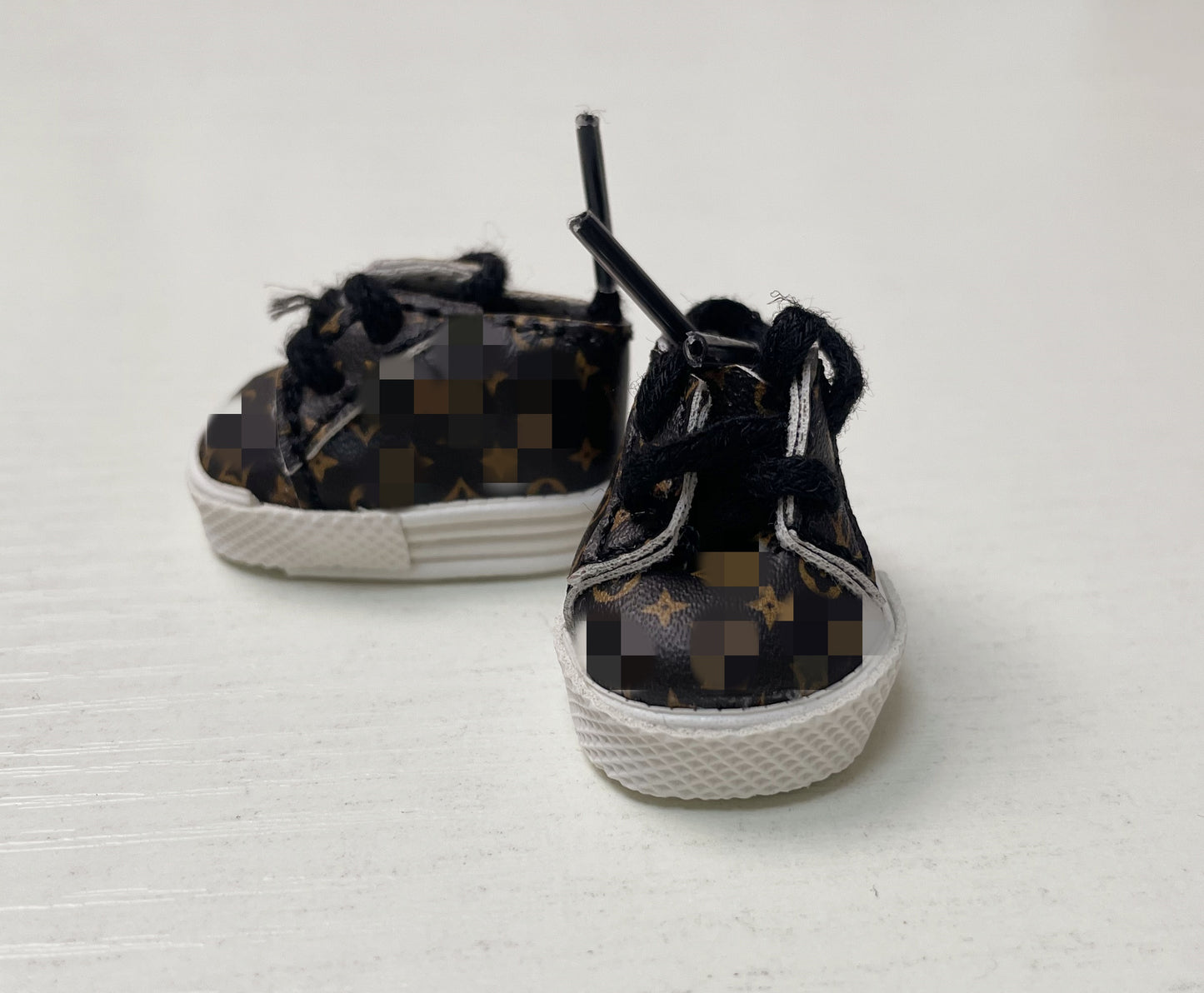 The shoes of the LAbubu doll — Designer style